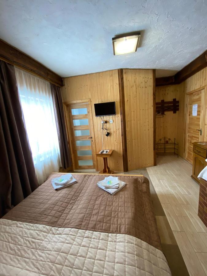 Guest House Shulc Mizhhirya  Exteriör bild